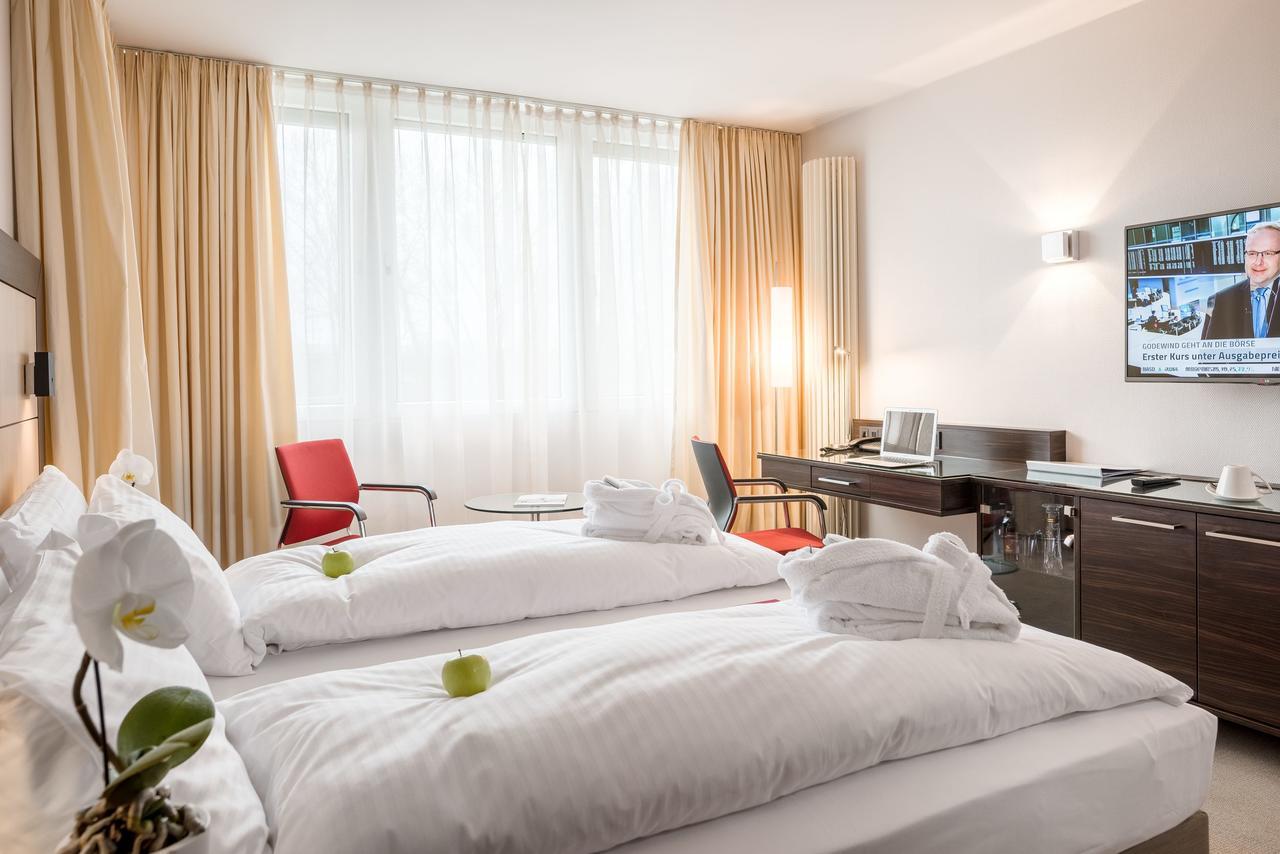 Leoso Hotel Леверкузен Экстерьер фото
