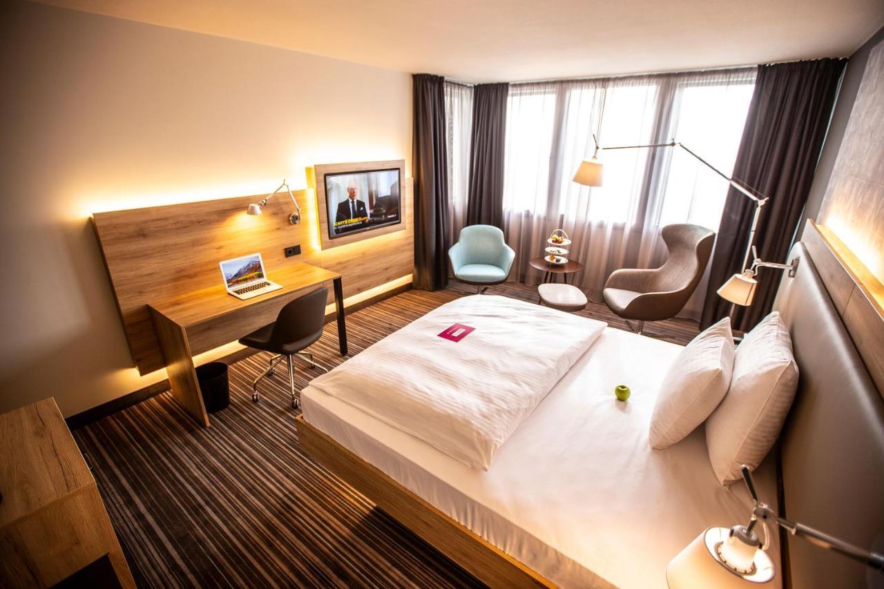 Leoso Hotel Леверкузен Экстерьер фото